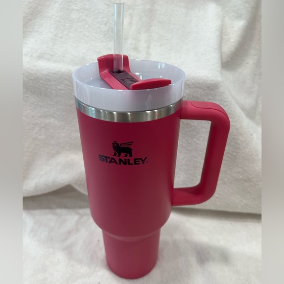 Stanley Quencher 40oz Fuchsia - Picture 1 of 7